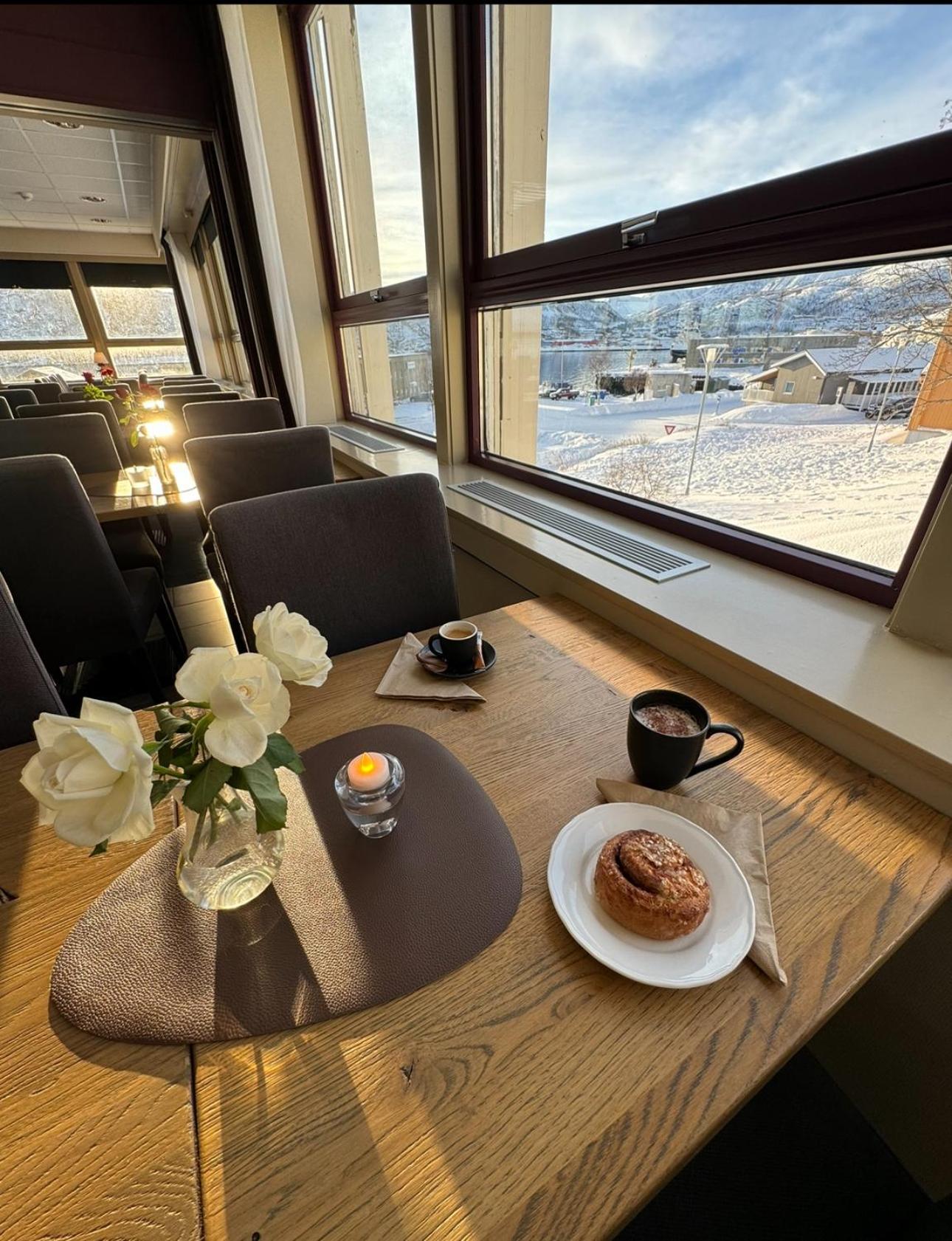 Hotell Maritim Skjervoy Luaran gambar